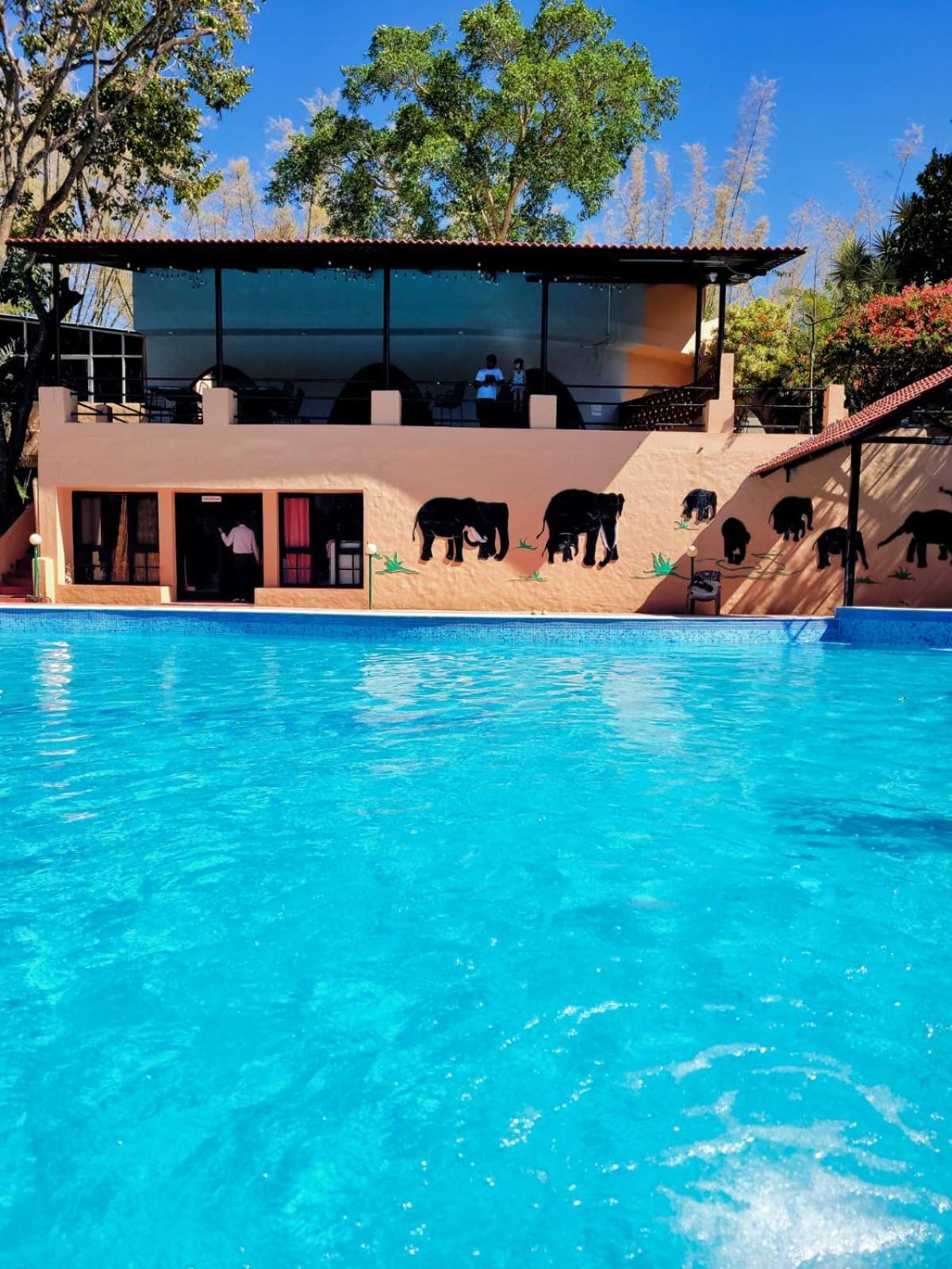 The Country Club Wildlife Resorts Bandipūr Extérieur photo