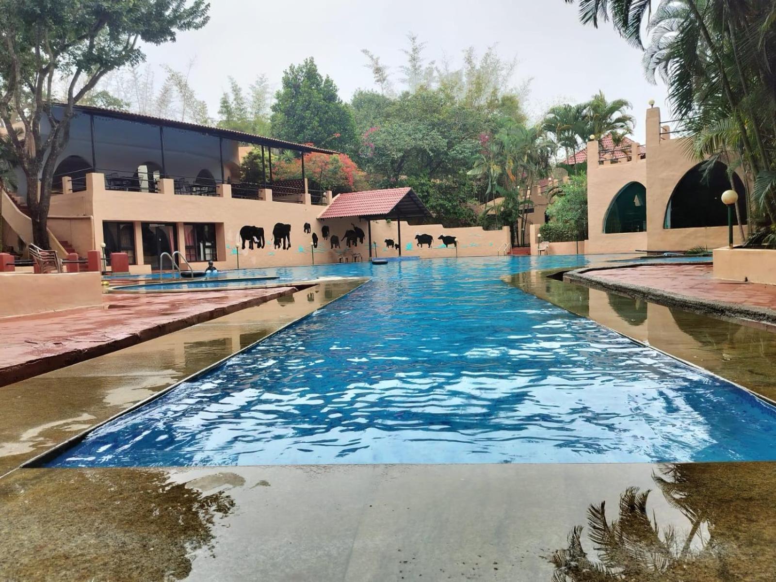 The Country Club Wildlife Resorts Bandipūr Extérieur photo